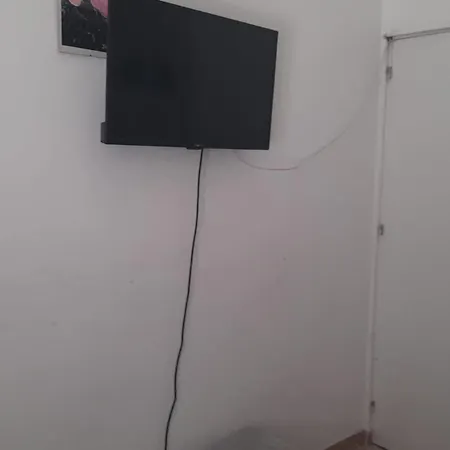 بيت ضيافة Ajuda Space